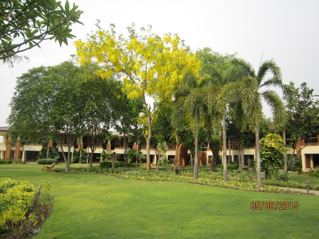 Aye Yar River View Resort Баган Екстер'єр фото
