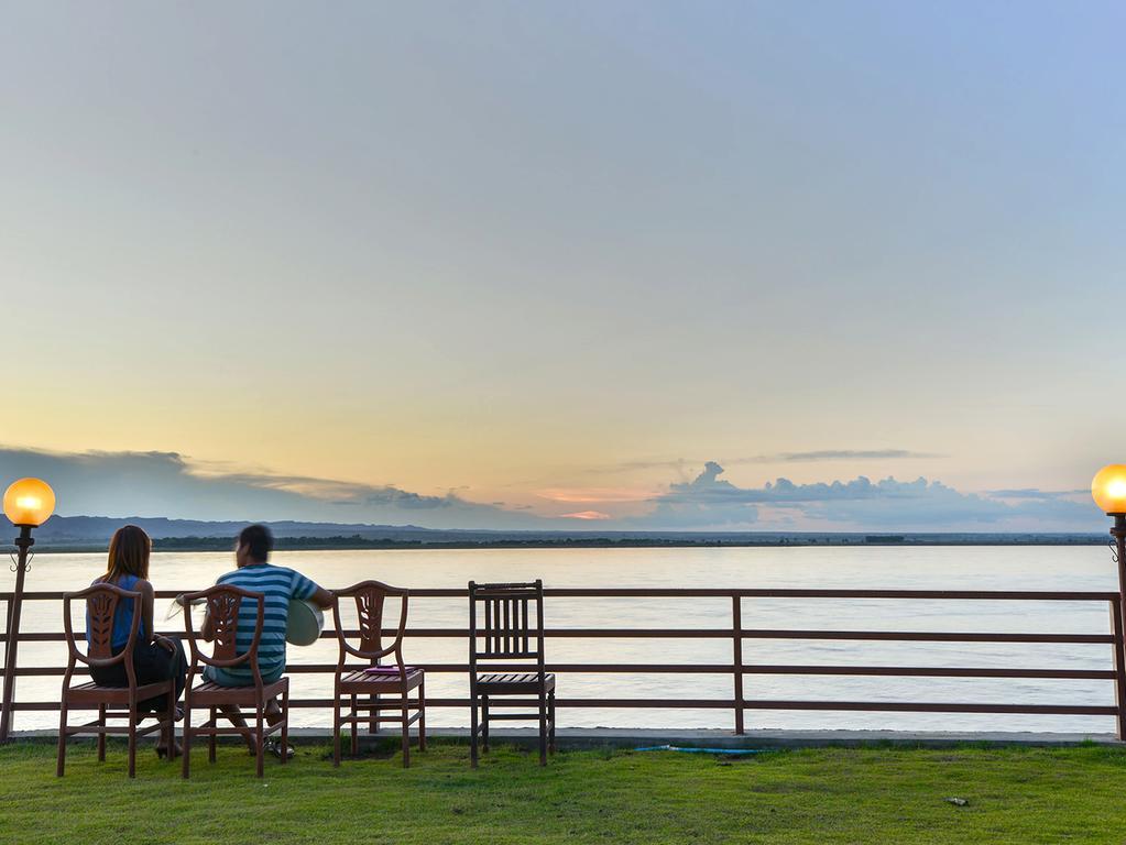 Aye Yar River View Resort Баган Екстер'єр фото